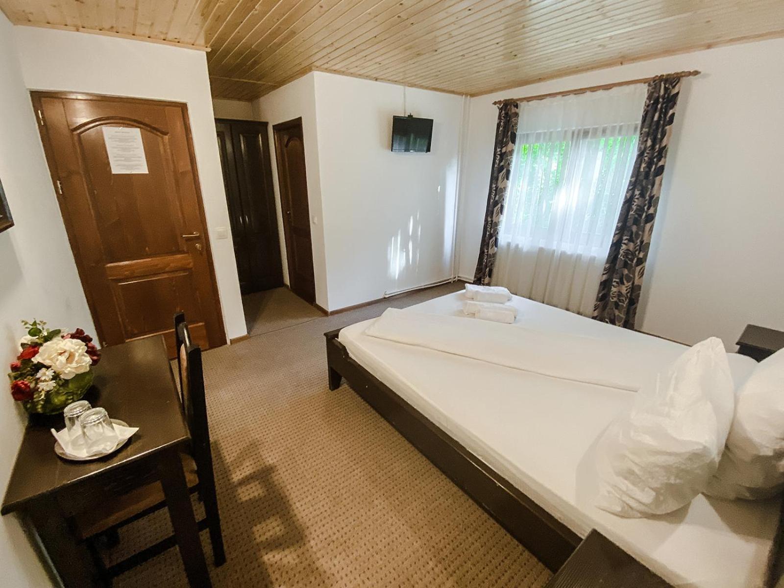 Pensiunea Petru Sugag Room photo